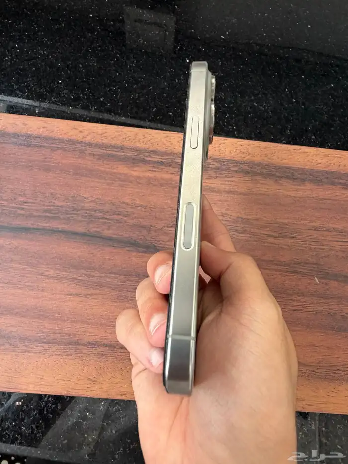 iphone 16 pro - تيتانيوم 2