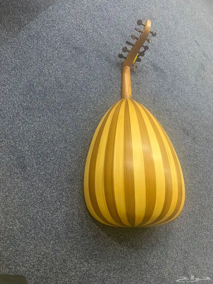 للبيع عود عراقي 2