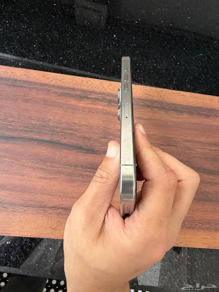iphone 16 pro - تيتانيوم 3