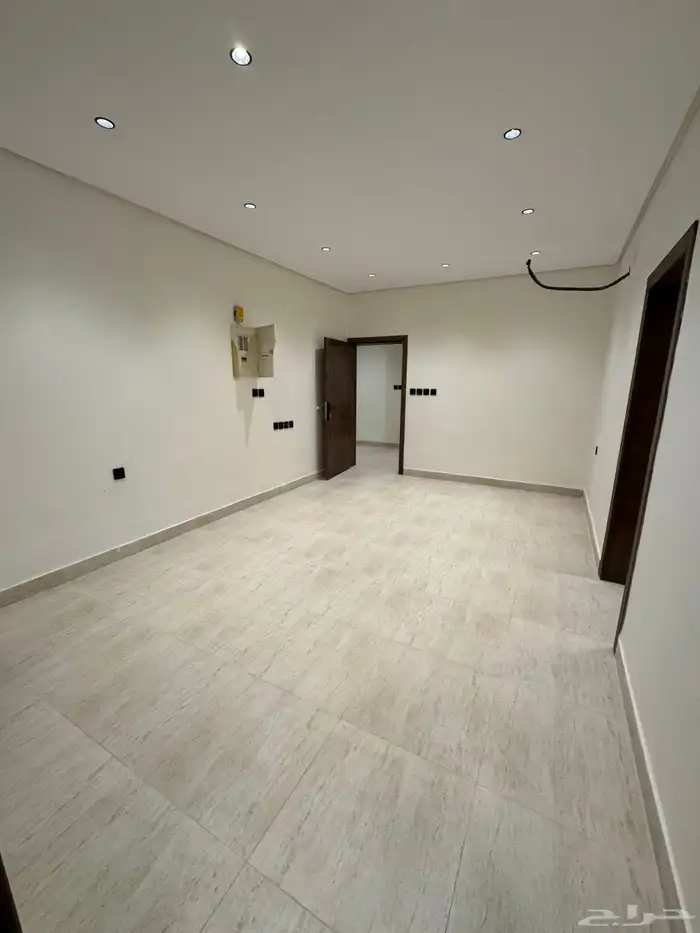 للبيع بمدينه أبها شقق دوبلكس مع غرفه سائق ومواقف خاصه 7