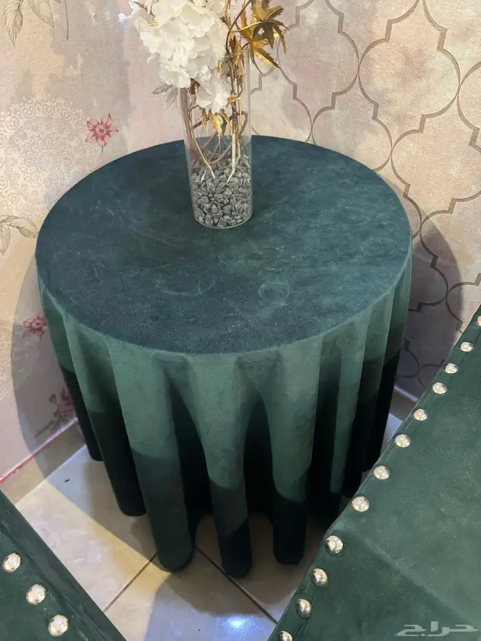 كنب طقم 5 قطع للبيع بي 300 2