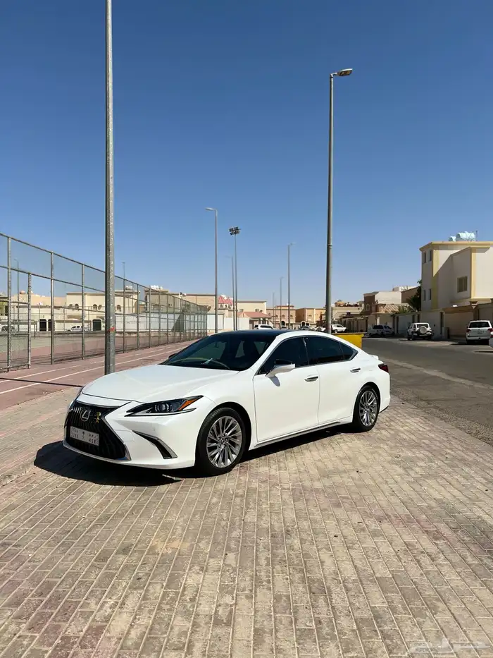 لكزس 2023 ES350 فئة CC ممشى 60 ألف 2