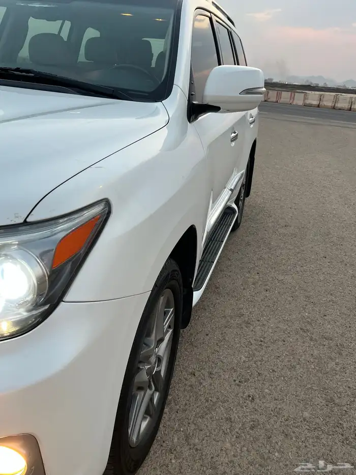 لكزس LX 570 بريمي فل كامل DD 4