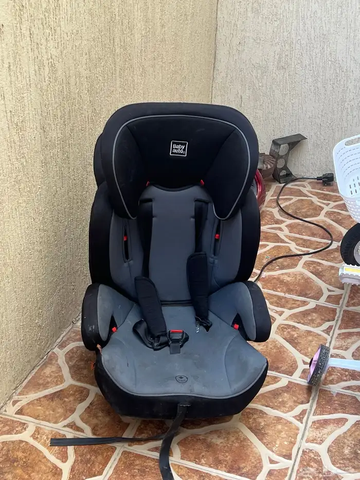 كرسي اطفال لسياره 0