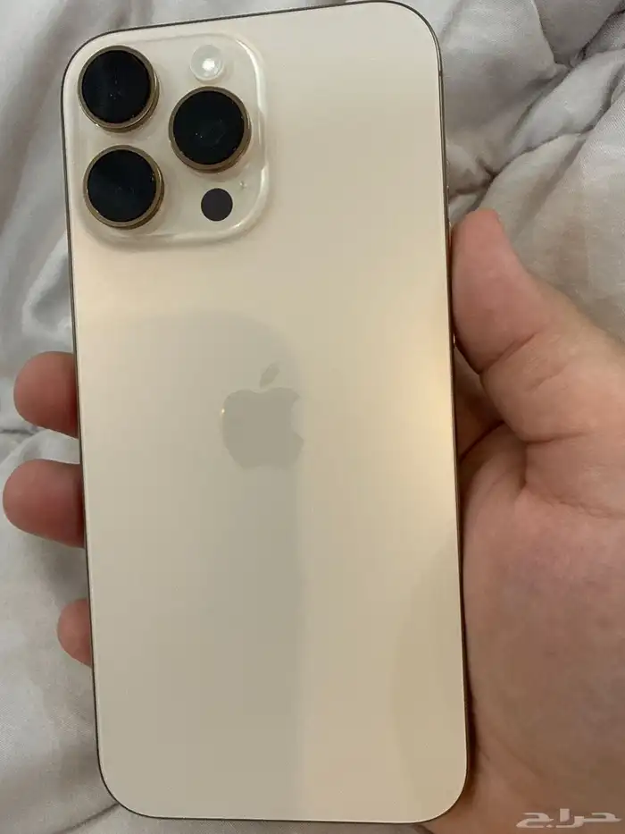 ايفون 16 برو ماكس 256 قيقا 3