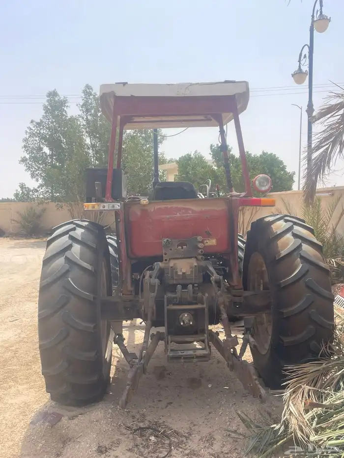 حراثه معها شوكه وبكت موديل 2003 نوع فيات 0