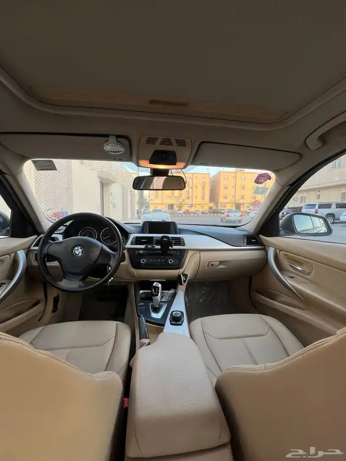 2015 BMW 320i 10
