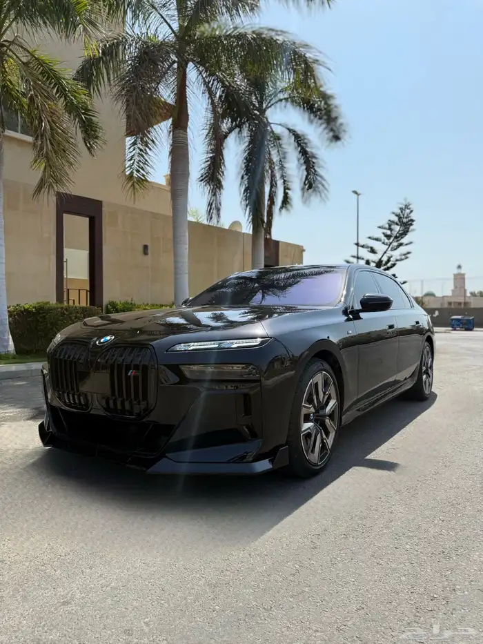 بي ام 760ماشي قليل سعودي 0