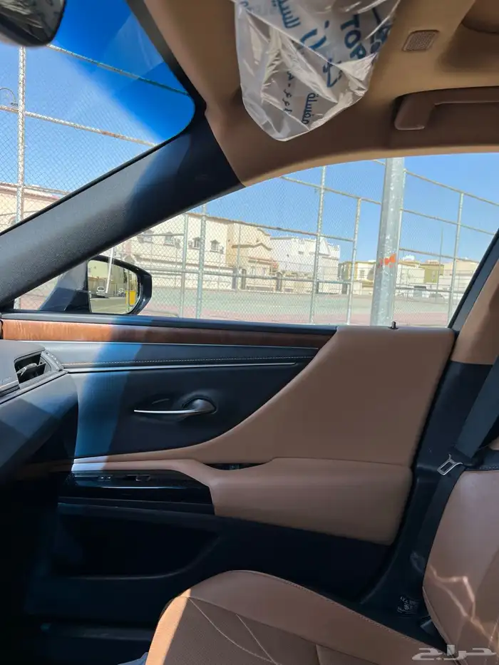 لكزس 2023 ES350 فئة CC ممشى 60 ألف 14