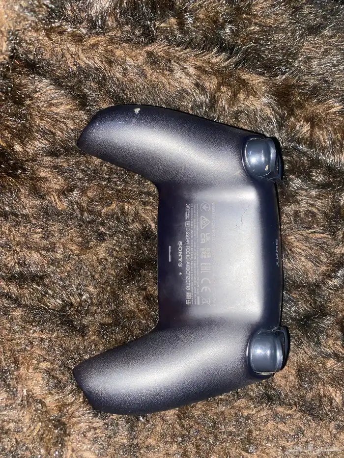 يد سوني 5. مافيها اي خراب 1