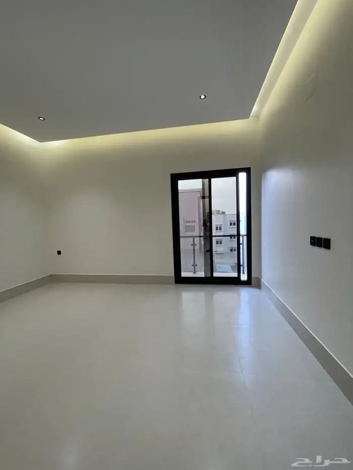 للبيع فيلا دورين وملحق بتصميم عصرى حى الضيافه 26