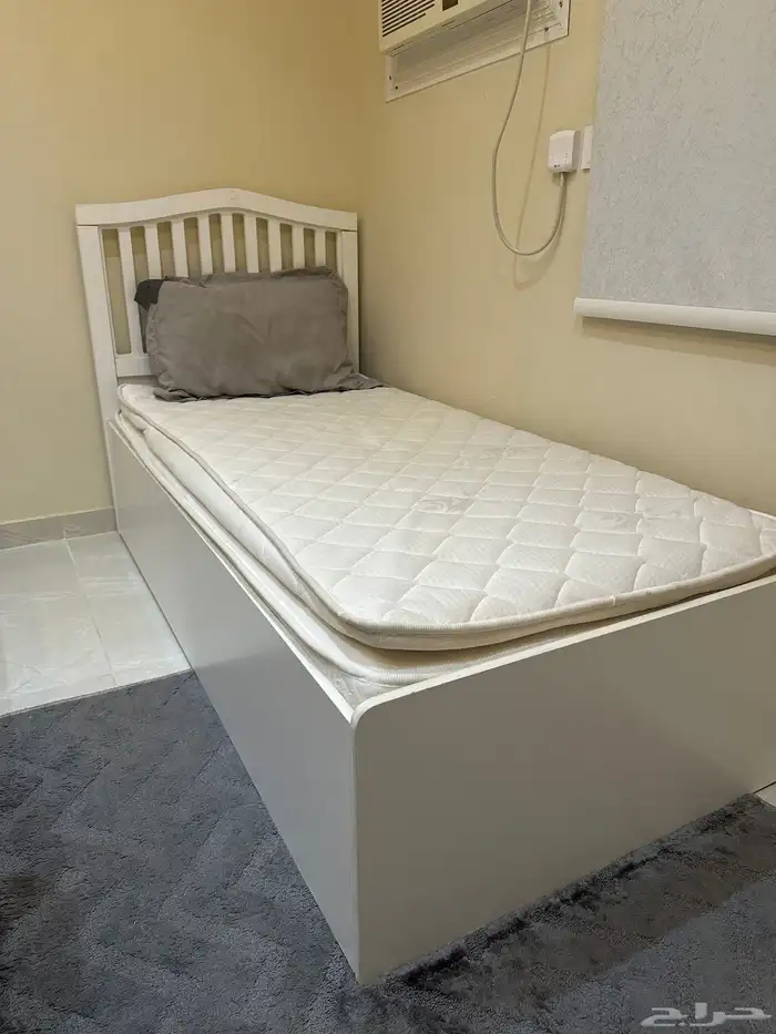 ثلاث أسره فردي وكومديتين وتسريحه كلهم استخدام نظيف محايل 3