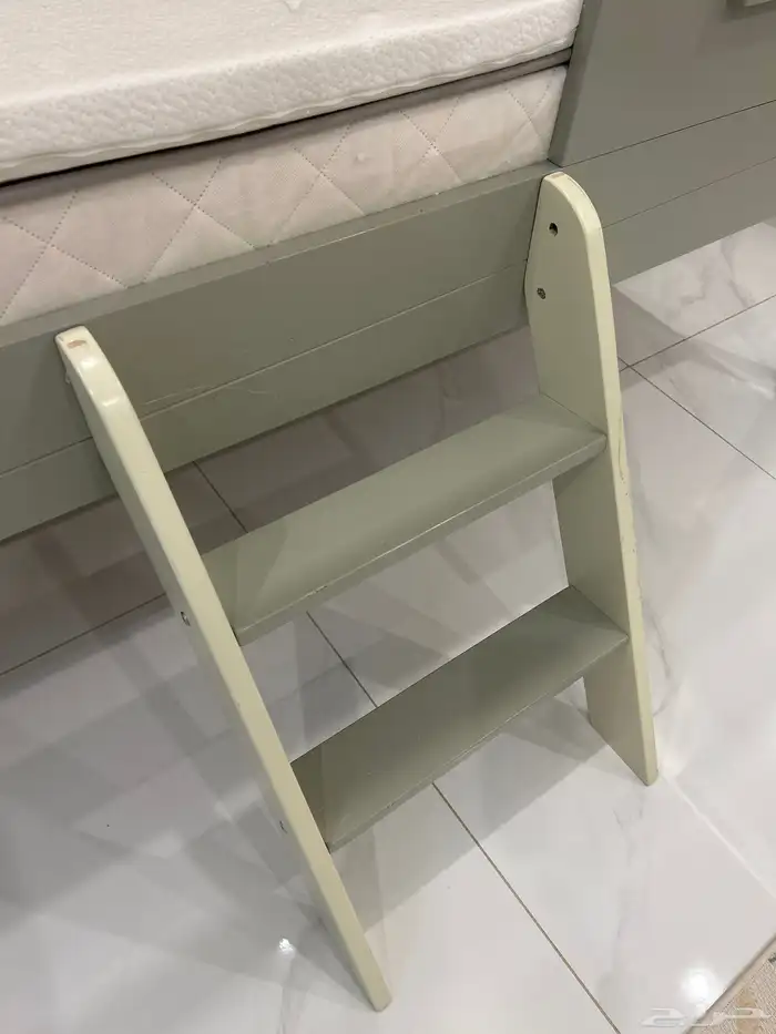 سرير أطفال على شكل بيت 8