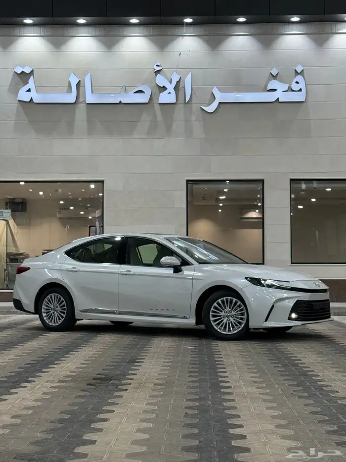 تويوتا كامري 2025 LE (بنزين) اقل سعر بالسوق 1
