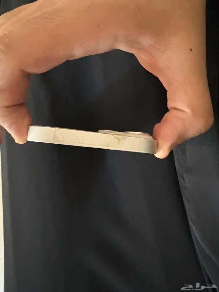 آيفون 4