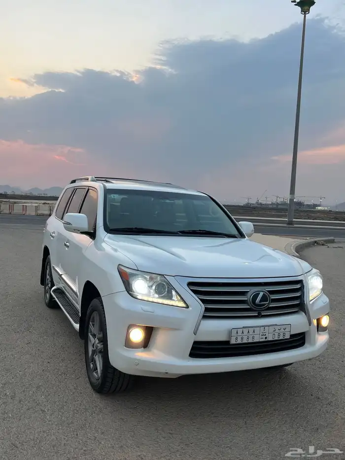 لكزس LX 570 بريمي فل كامل DD 5