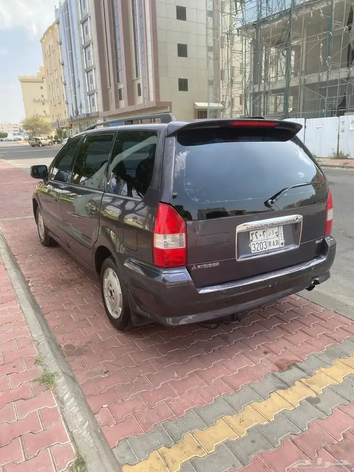 للبيع سبيس واجن 1