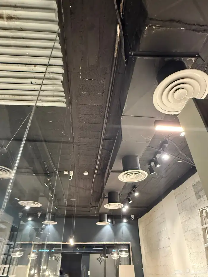 البيع مستعجل مكيف كونسلد كارير (Carrier) مركزي 2