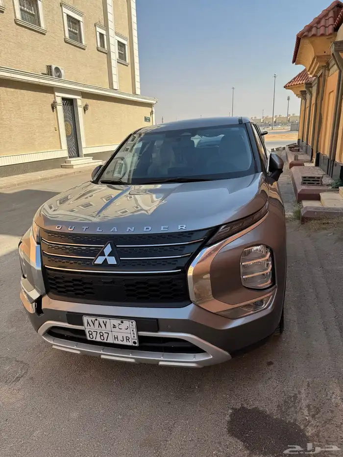 اوتلاندر 2023 3