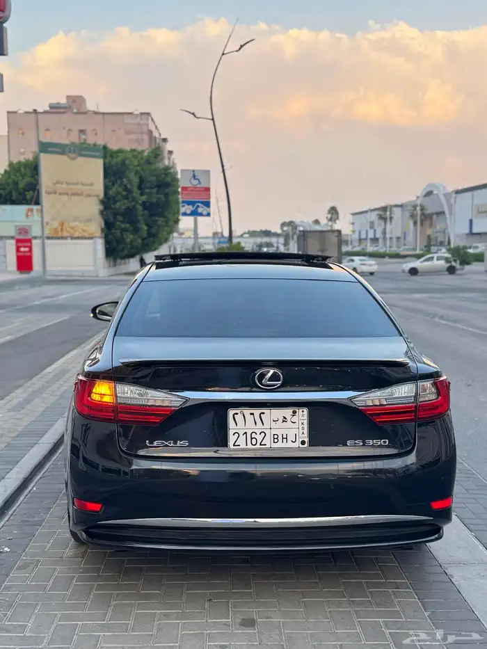 لكزس 350فل كامل للبيع 3