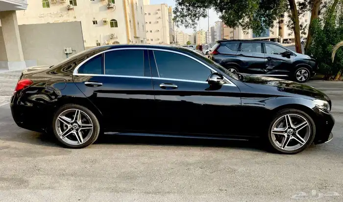 مرسيدس C200 AMG 2020 3