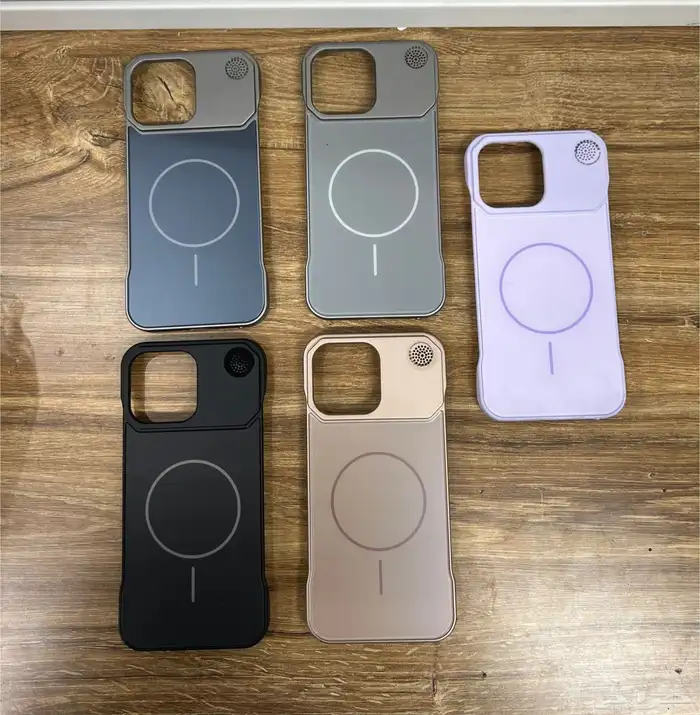 جميع اكسسوارات الجوالات متوفره بسعر جمله الجمله 6