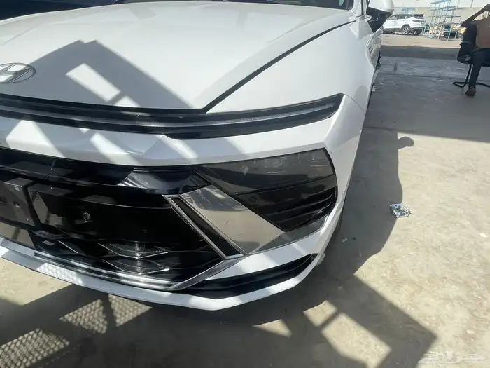 واجهه أماميه كامله من 2020الى2025مستعمل نضيف اصلي 1