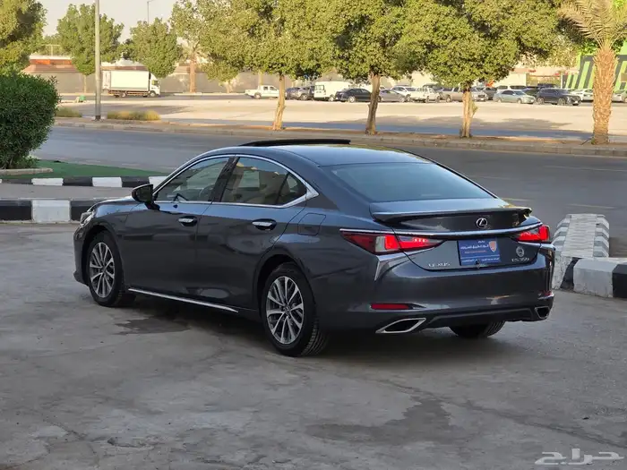 لكزس 2023 ES350 7
