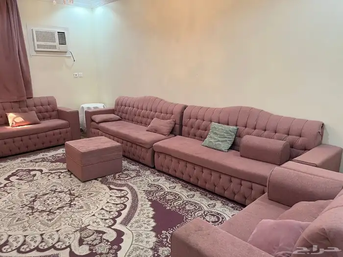 للبيع اثاث كنبات وفرشات 1