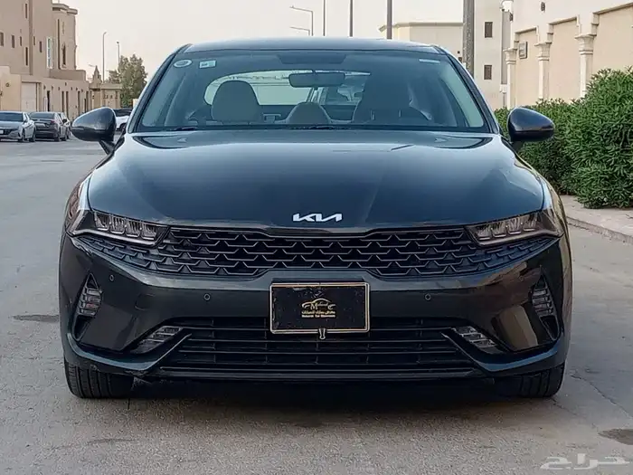 كيا-K5-2022-استاندر- بنزين- بحالة الوكالة 1