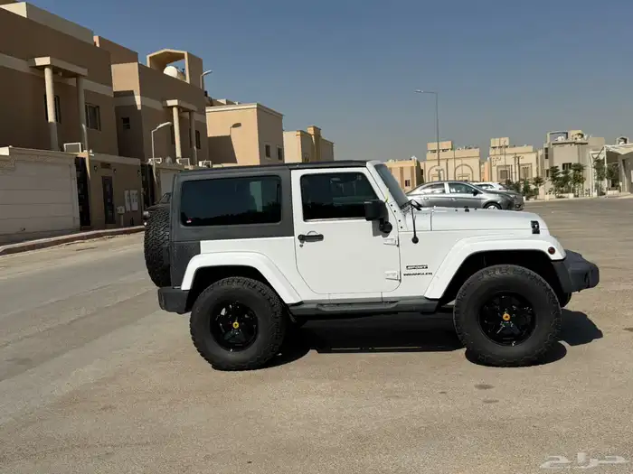 جيب رانجلر سبورت2013 1