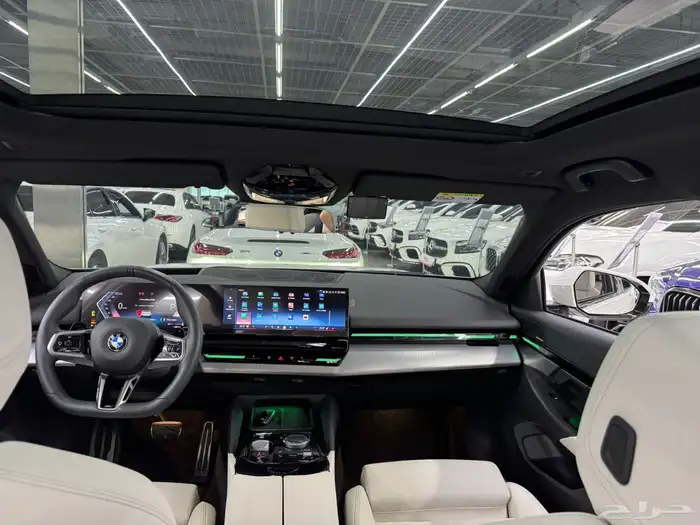 مملوكة لدي العصيمي قيد الشحن _ BMW 520i MKIT _2024 2