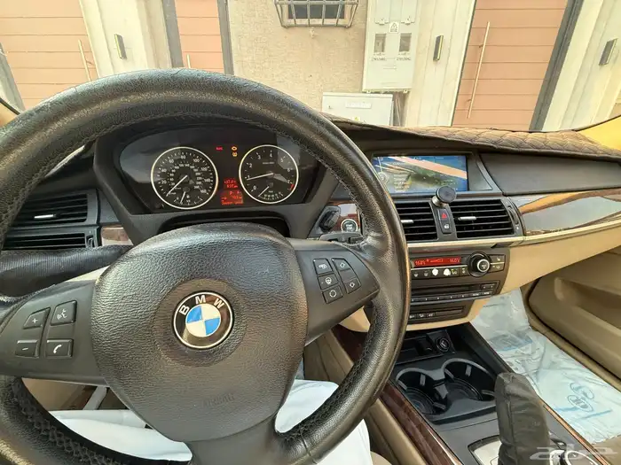 بي ام دبليو X5 2010 11
