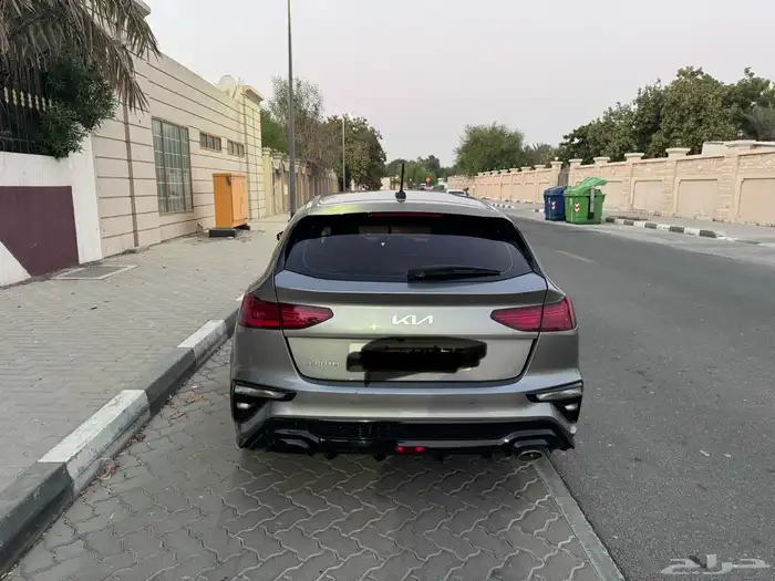 كيا سيراتو هاتشباك موديل 2022 خليجي موجودة بدبي 9