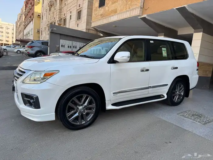 لكزس 2013 LX570 فل سعودي DD 3