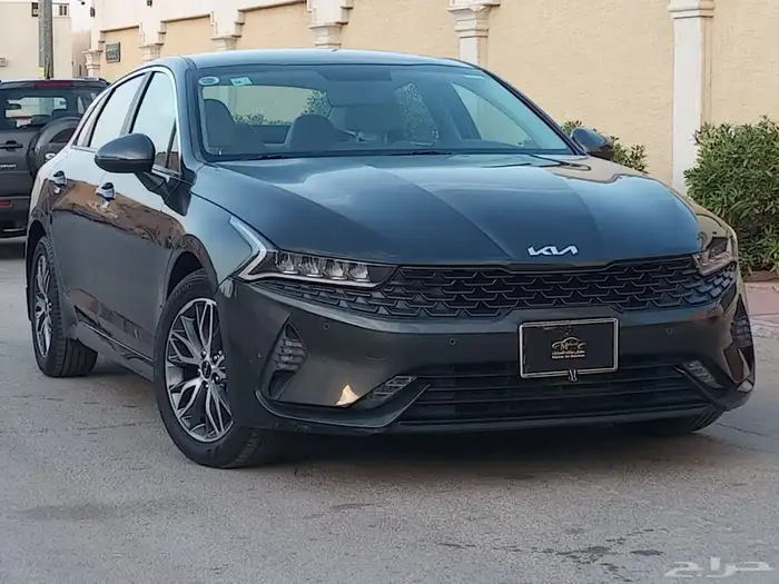 كيا-K5-2022-استاندر- بنزين- بحالة الوكالة 0