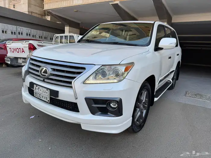 لكزس 2013 LX570 فل سعودي DD 0