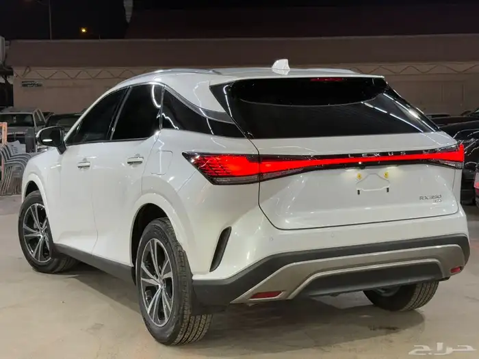 لكزس RX 350 2023 ( بحالة الجديد ) 9