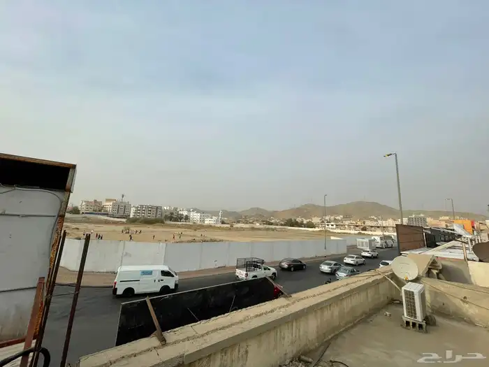 عقار تجاري بموقع استراتيجي مضمون الربح بمساحة 888م بمكه 21