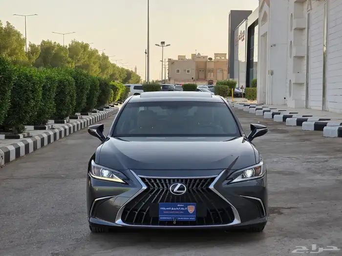 لكزس 2023 ES350 1