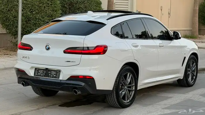 BMW X4 2020 بحالة الوكالة 13