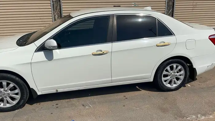 BYD F7 4