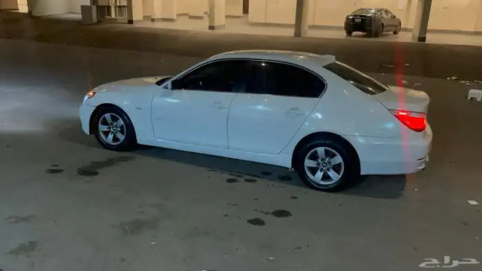 بي ام 520 1