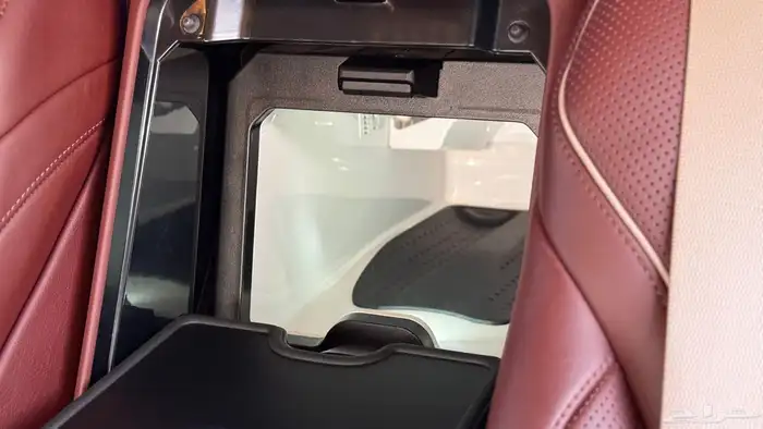 مرسيدس S560 4matic   خليجي   موديل 2018   بحالة ممتازة - 10