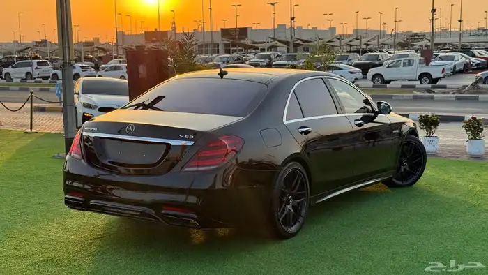 مرسيدس S63 AMG   مواصفات ألمانية   2018   بحالة ممتازة - 18