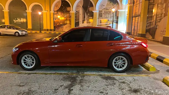 للبيع بي ام 320i 2021 7