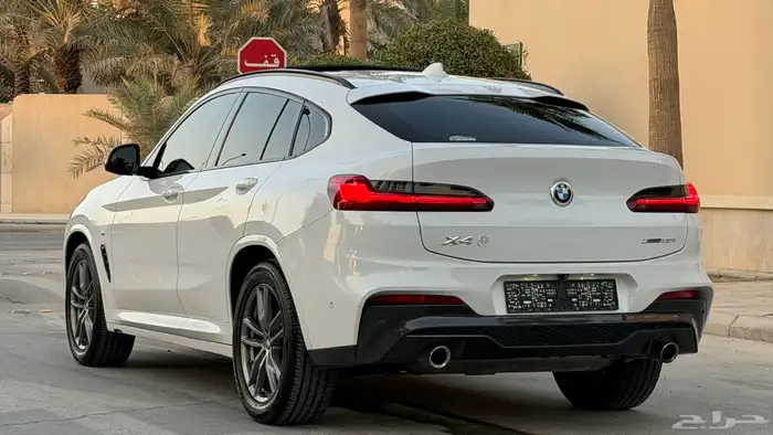 BMW X4 2020 بحالة الوكالة 7