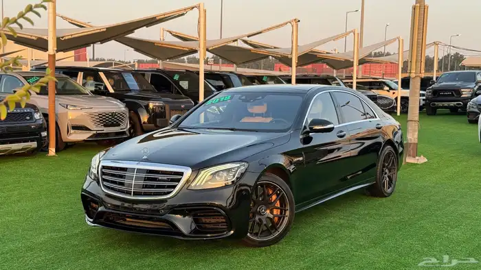مرسيدس S63 AMG   مواصفات ألمانية   2018   بحالة ممتازة - 1