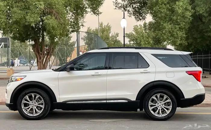 فورد اكسبلور2020 XLT سعودي 4