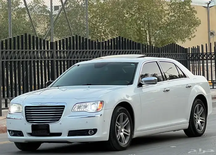 كرايزلر 2014 V6 فل سعودي 0